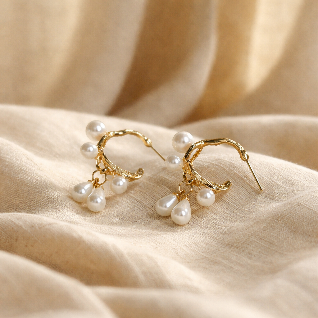 Hammered pearl hoops